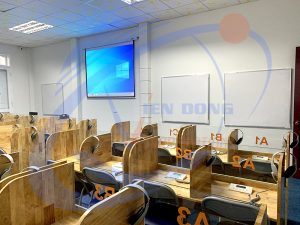 Thiết bị của phòng lab học ngoại ngữ chuyên dụng